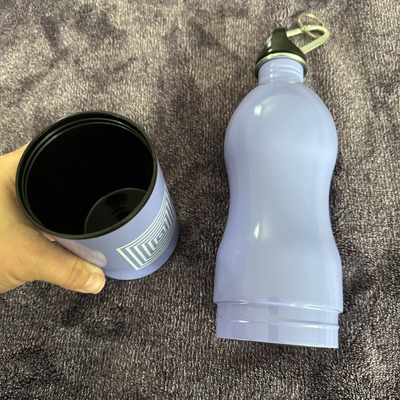 LULAROE Water bottle with snack cup - Picture 3 of 4